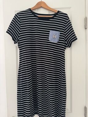 Striped Navy and White Short-Sleeve Shift Dress with Chest Pocket